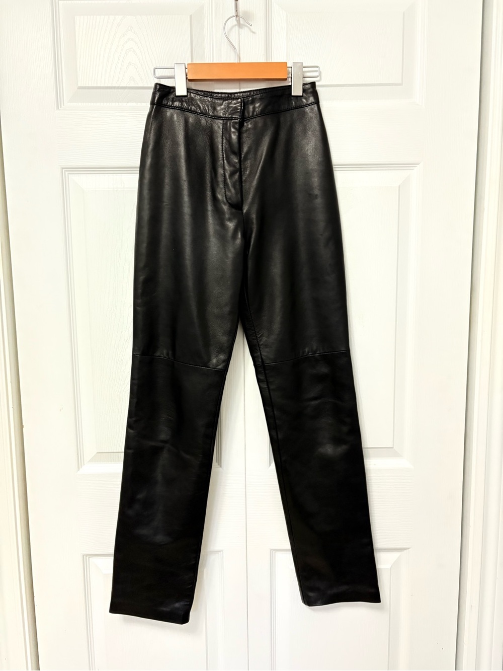 Vintage Danier Black Genuine Leather Pants – Size 2